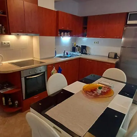 Apartment Sun Sea Ressort 2 *